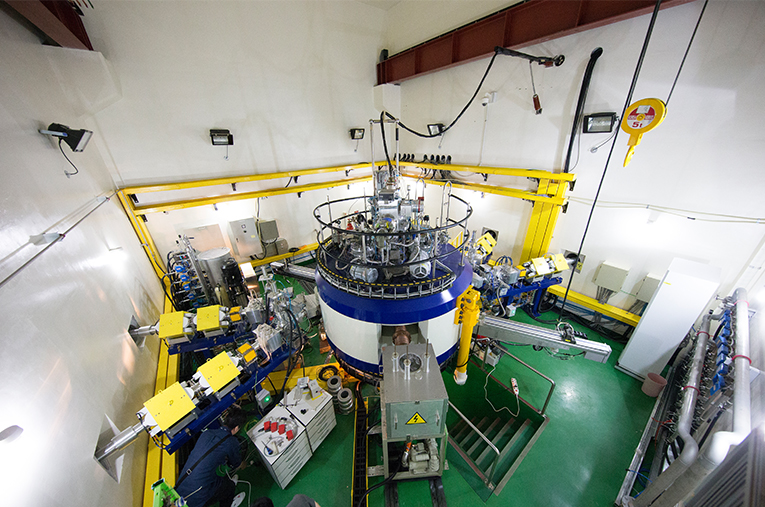 RFT-30 Cyclotron